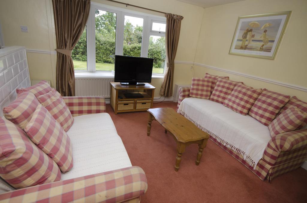 Watermouth Lodges 伊尔弗勒科姆 外观 照片