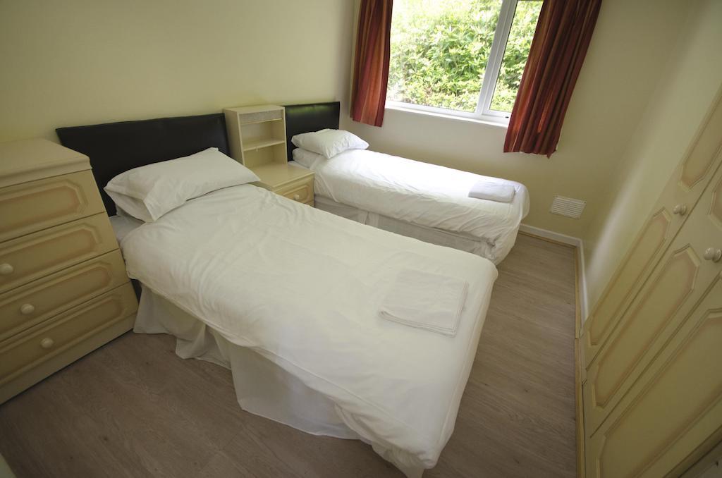 Watermouth Lodges 伊尔弗勒科姆 客房 照片